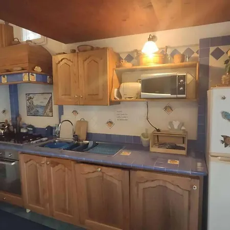 Casa Annarosa بيت للعطل
